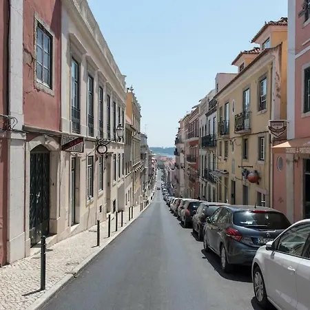 Duplex With Riverview In Historic Centre Апартаменты