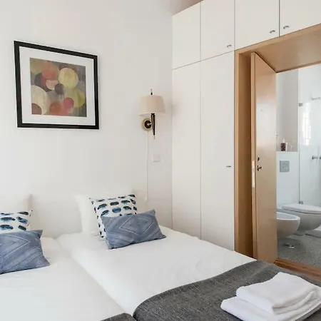 Duplex With Riverview In Historic Centre *